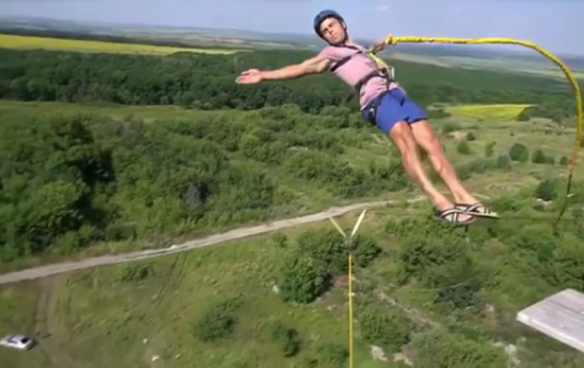 Воронежец снял своё падение с огромной высоты на видео и выложил в интернет