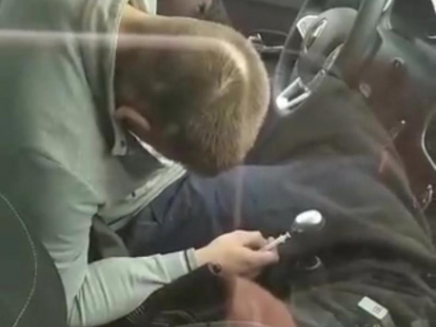 Найденный среди шприцов таксист отказался от медосвидетельствования в Воронеже 