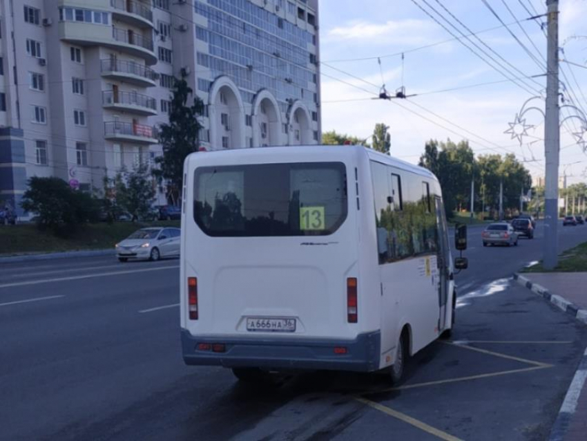 Маршрутка Сатаны возит пассажиров по Воронежу