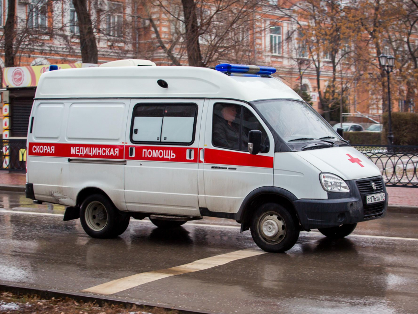 В Воронеже 40-летний мужчина погиб после падения из окна 9 этажа