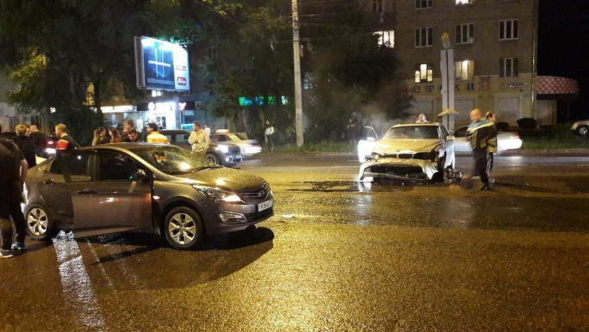 Полицейские рассказали подробности массового ДТП, устроенного водителем BMW в Воронеже