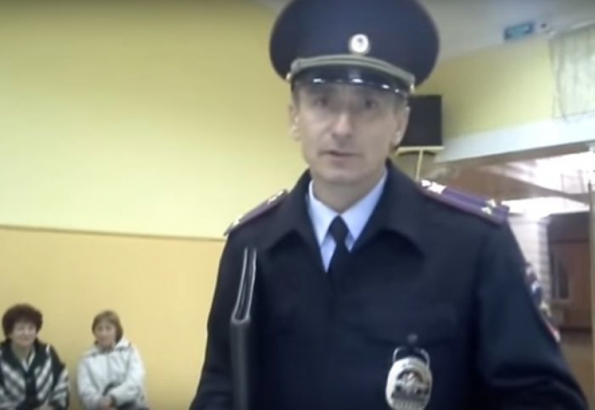 Видео удаления с УИК кандидата в Семилуках может стать пособием для сотрудников полиции на выборах-2016 