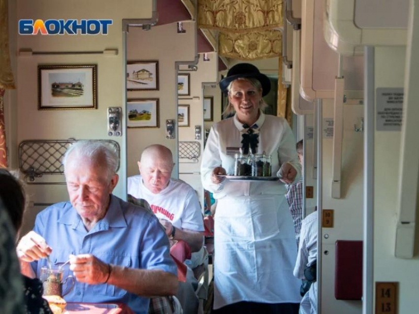 Восемь крымских поездов, проходящих через Воронежскую область, задержались в пути
