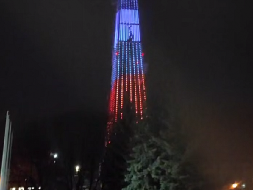 Подсветкой в честь военных контрразведчиков и сотрудников ФСБ озарится телебашня Воронежа