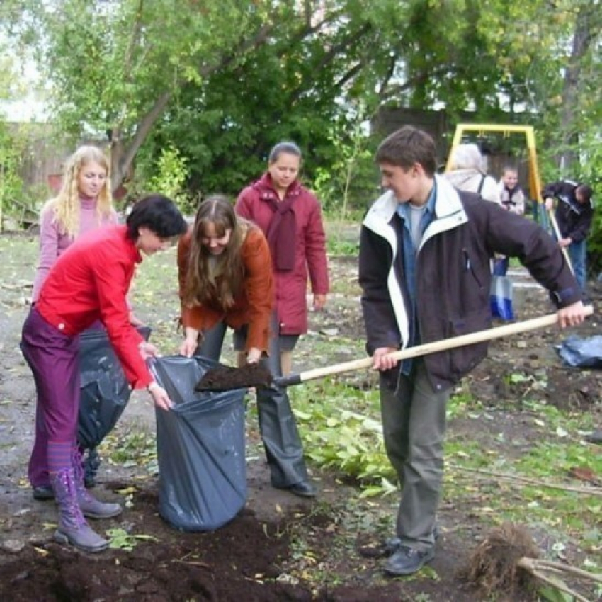 Воронежцы выйдут на городской субботник 20 апреля