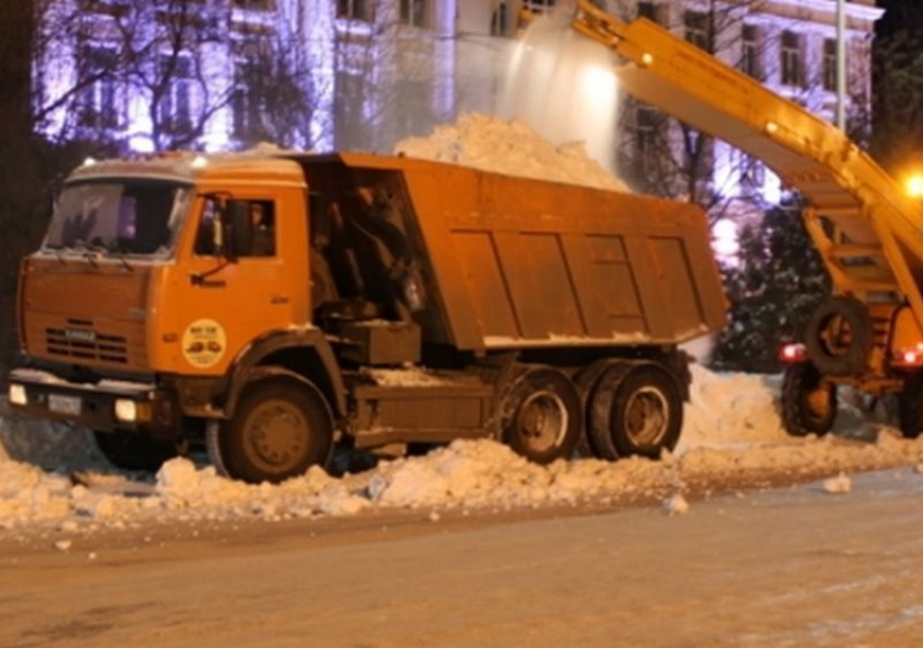 Чтобы вывезти снег, воронежские власти закроют на ночь Пушкинскую и Фридриха Энгельса