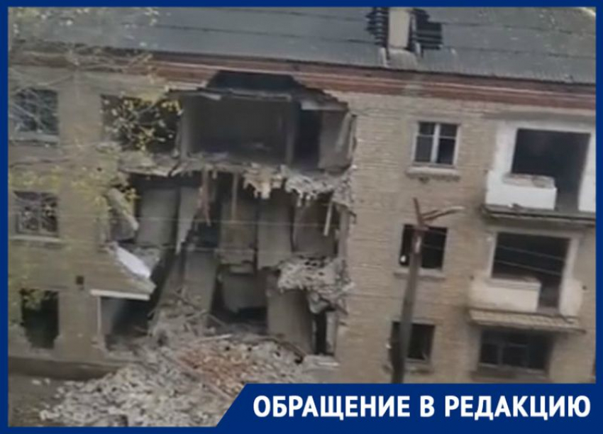 Разрушение многолетнего дома-призрака сняли на видео под Воронежем