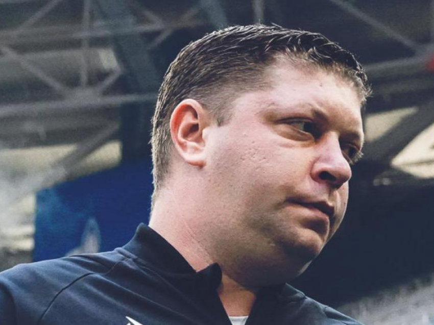 Спортивный директор «Факела» дисквалифицирован на месяц за оскорбление судей