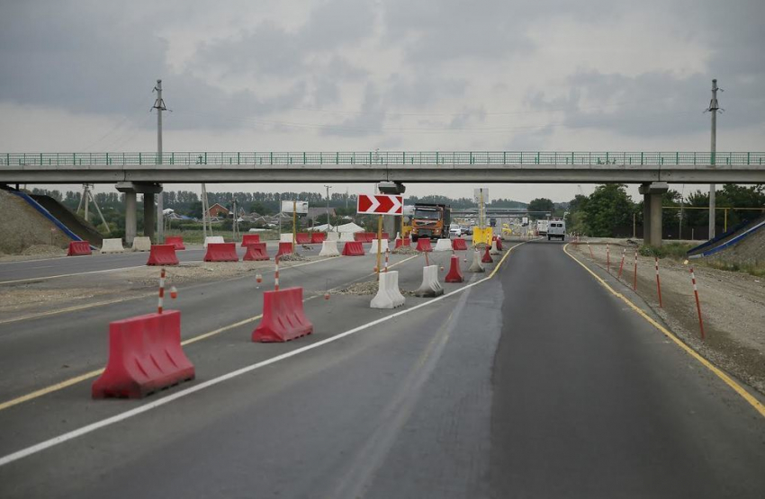 На подъезде к Воронежу дорожники ведут работы по ремонту трассы М4 «Дон»