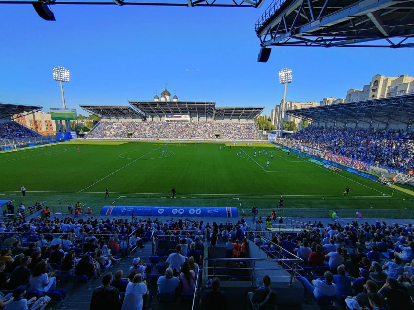 Популярный комик поддержал воронежский «Факел»