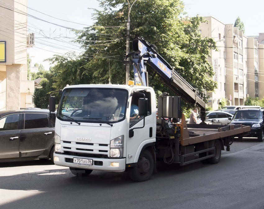 В Воронеже назвали новые тарифы на эвакуацию автомобилей