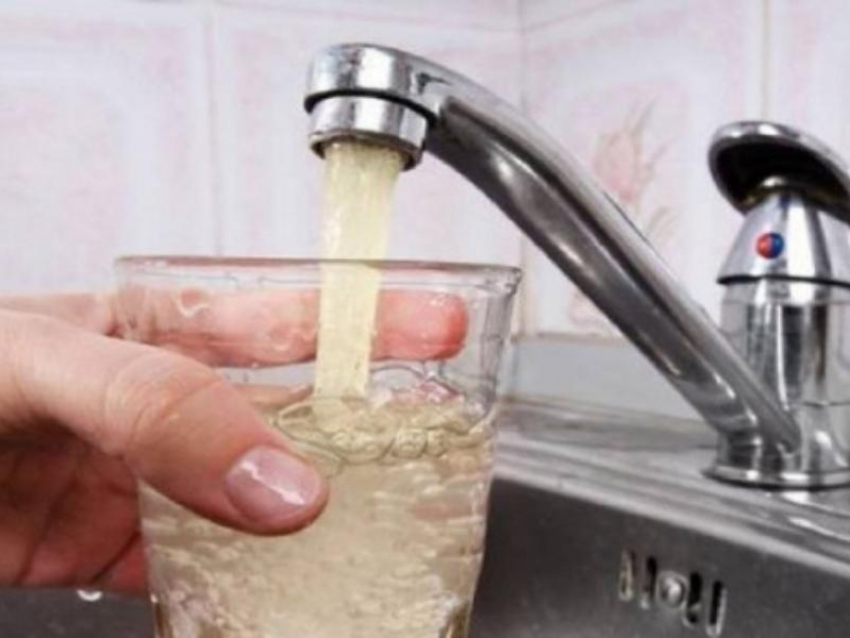 О мутной воде из-под крана предупредили жителей трех районов Воронежа
