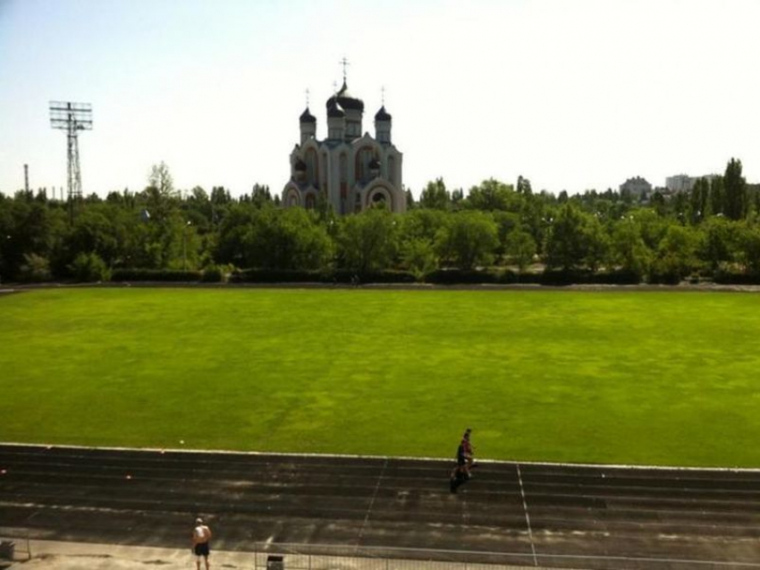 Стадион «Факел» на юго-западе Воронежа сделают полностью футбольным