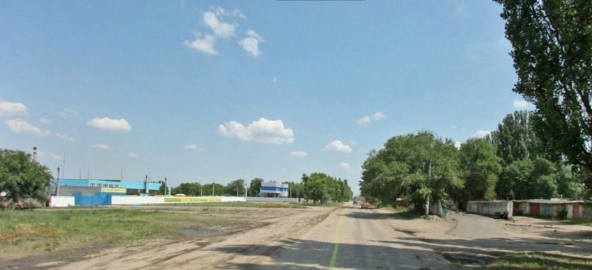 В Воронеже полиция устанавливает личность сбитого КАМАЗом пешехода