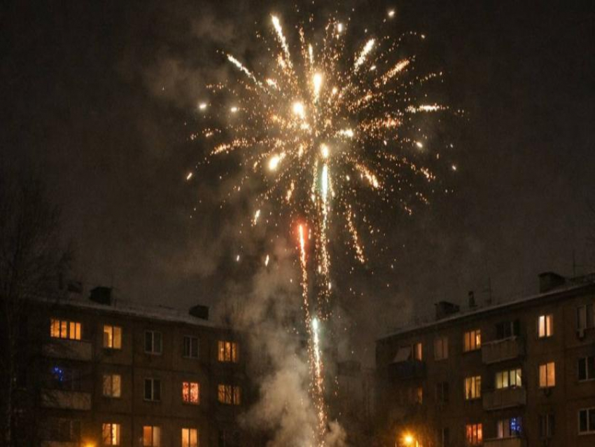 Какие штрафы за новогоднюю пиротехнику грозят жителям Воронежской области