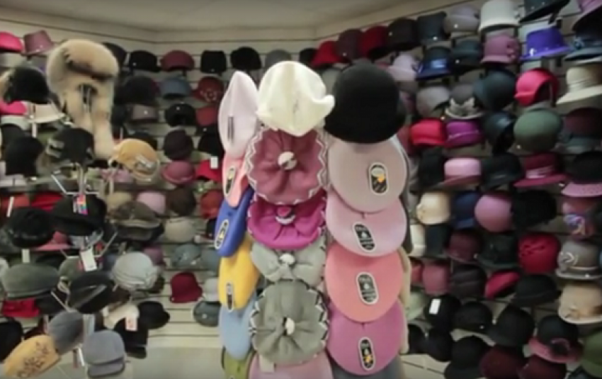 Где в Воронеже купить красивую и практичную шапку? 