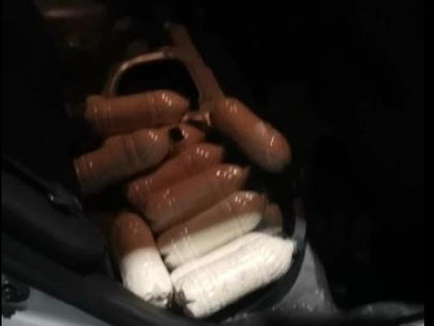 В бензобаке машины нашли 10 кг наркотиков в Воронежской области