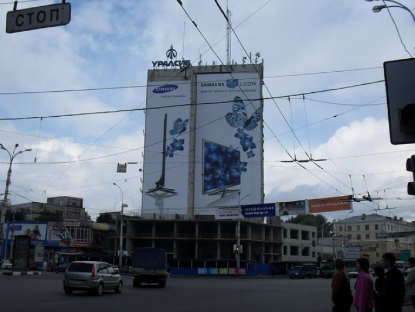 В Воронеже из-за сообщения о бомбе эвакуировали свечку на Заставе