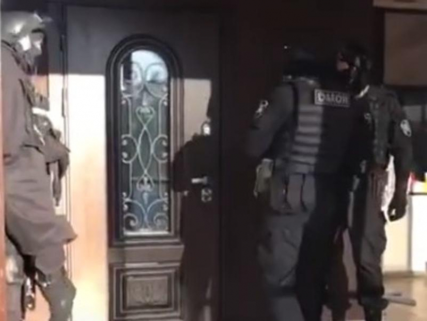 Опубликовано видео задержания воронежско-ростовской банды обнальщиков