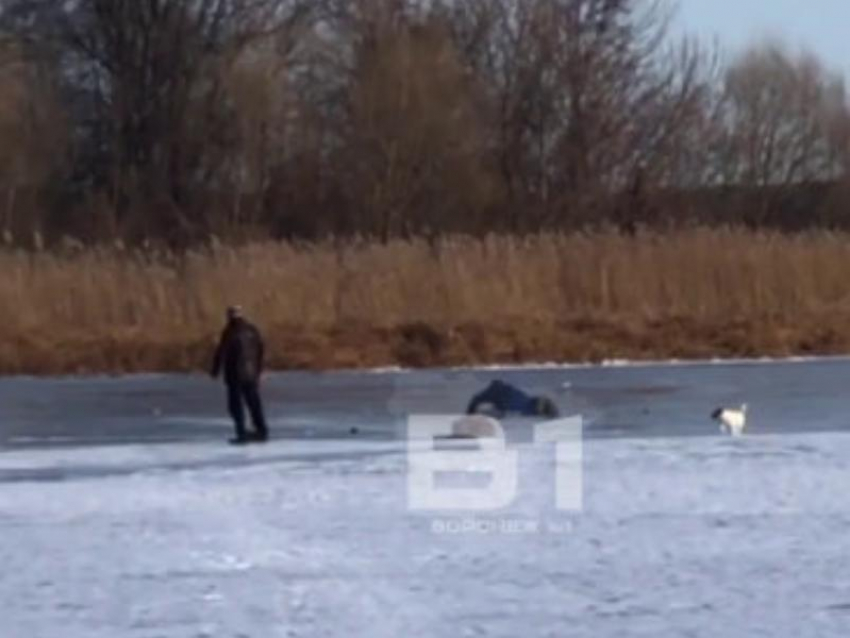 Воронежец на коньках провалился под лед – опубликовано видео от первого лица