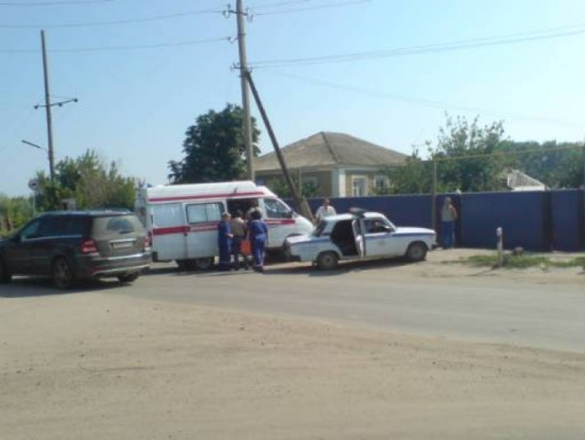 В Богучарском районе женщина на скутере врезалась в «ВАЗ»