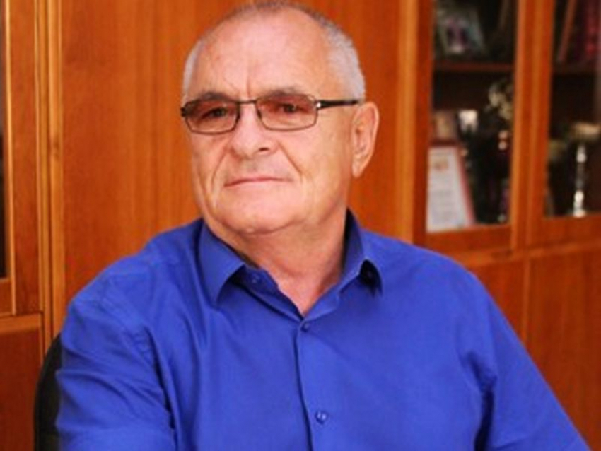 Один из старожилов воронежского строительства Иван Куликов отмечает 73-й день рождения