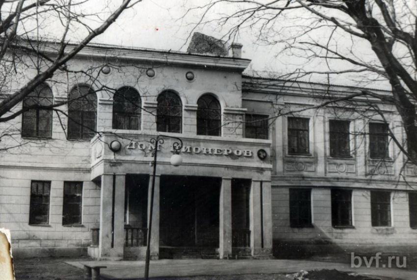 71 год назад в Воронеже после войны открылся Дом пионеров в историческом особняке