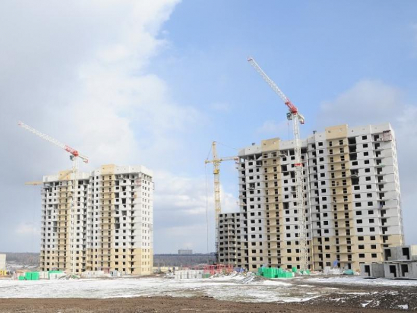 Резкое падение жилищного строительства зафиксировано в Воронежской области