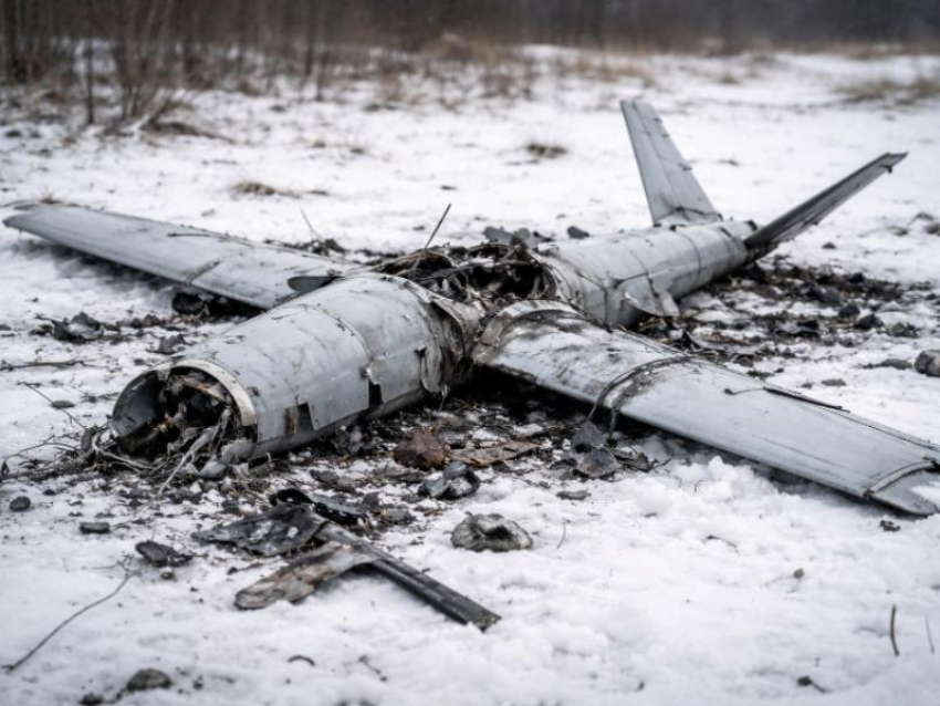 Украинский беспилотник сбили над одним из районов Воронежской области