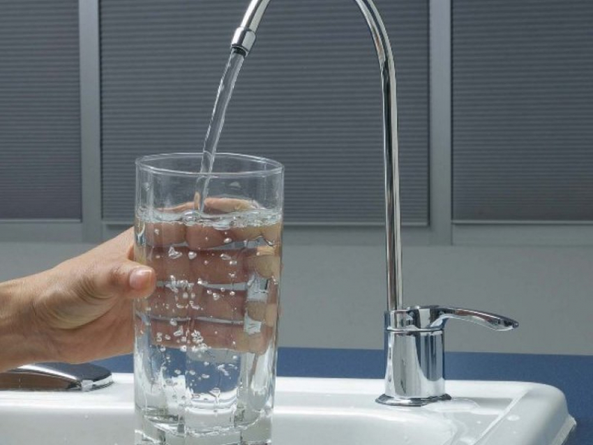 Воронежские санитарные врачи рассказали о состоянии питьевой воды в сентябре