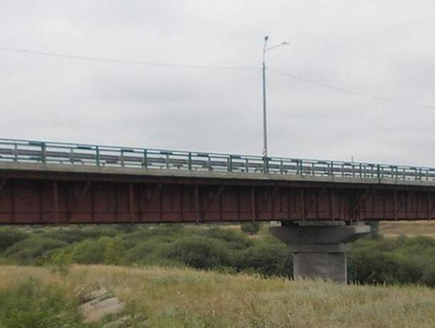 «Черноземуправтодор» повторно объявил аукцион на ремонт воронежского моста
