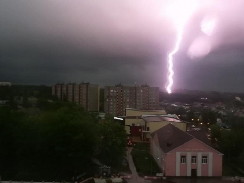 О возвращении страшной погоды предупредили жителей Воронежа