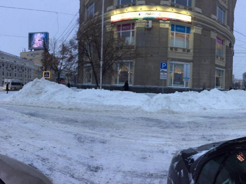 Коммунальщики лишили денег платные парковки в Воронеже