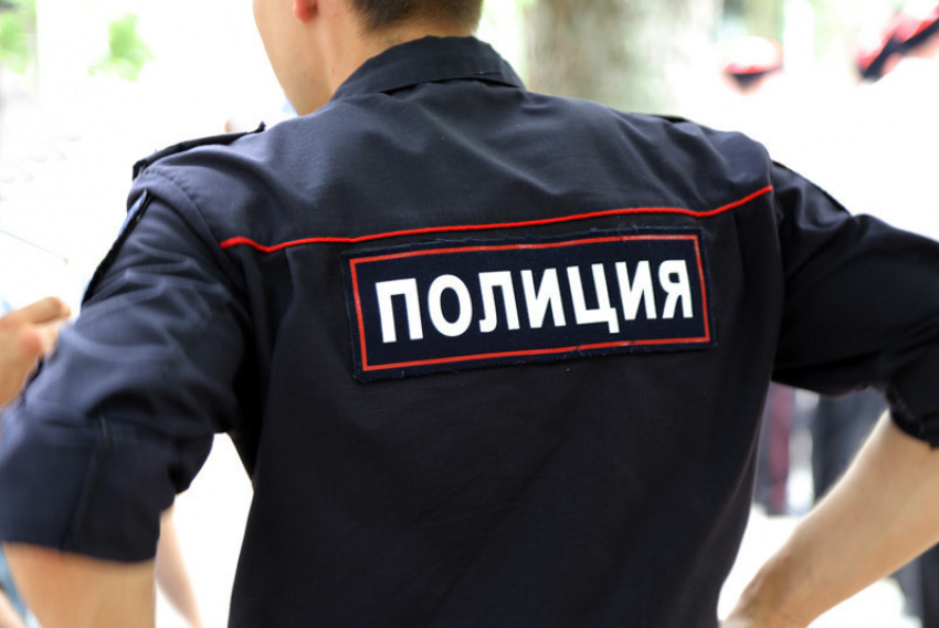 Полицейский получил черепно-мозговую травму во время массовой драки в Воронеже