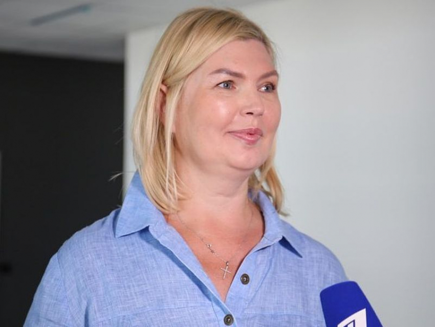 Повод для гордости: директор воронежской мегашколы Ольга Струкова зарабатывает больше всех в России