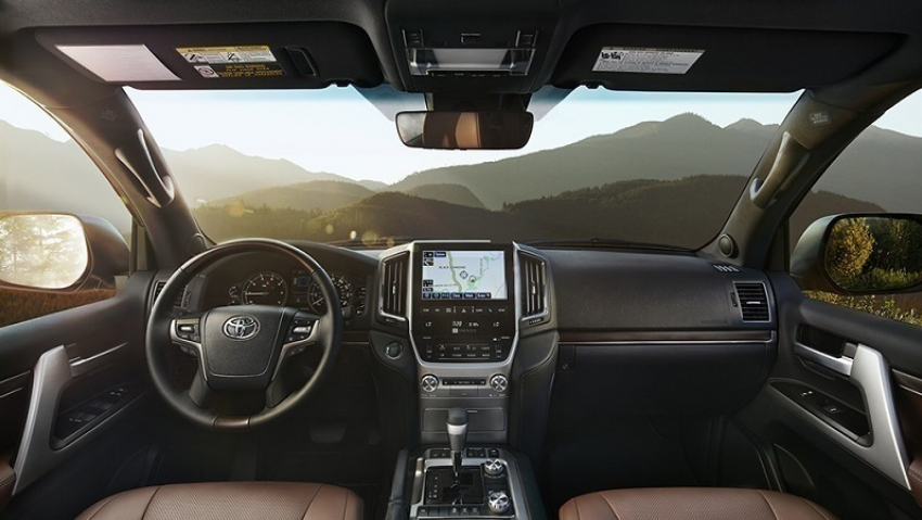 Более трёх миллионов готово потратить Воронежское правительство на новый внедорожник