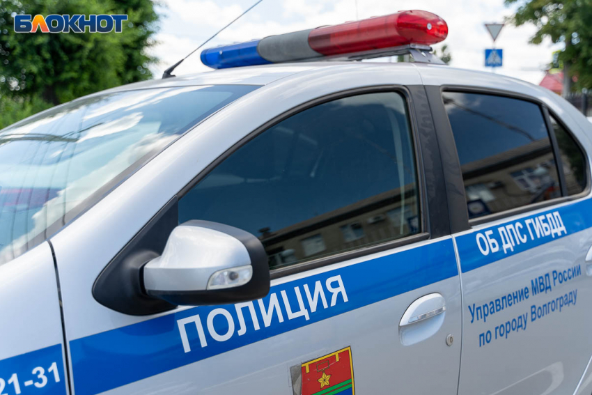 Пьяный пассажир угнал такси в Воронежской области