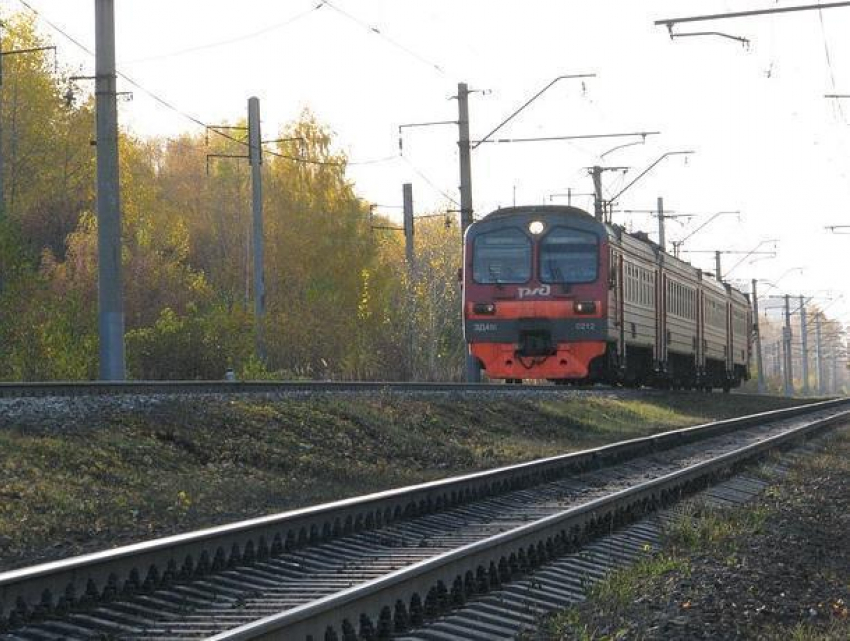 В воронежских электричках к пассажирам начал приставать врач