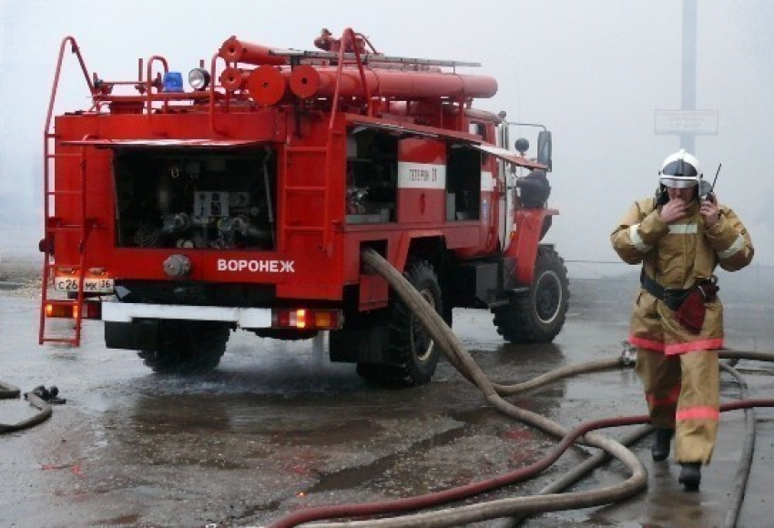 Воронежские пожарные отправились помогать коллегам в Тверскую область
