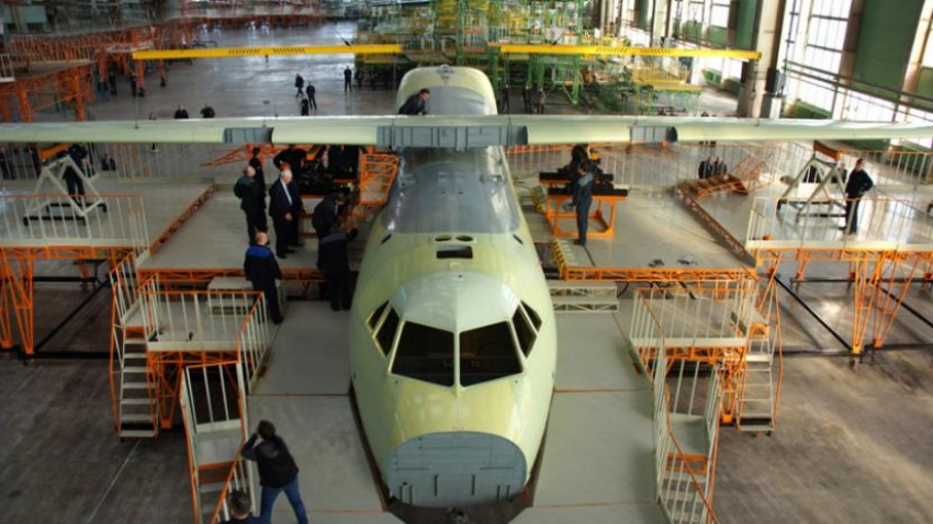 Самолёт Ил-112 с монокрылом впервые в России сделали на воронежском авиазаводе 