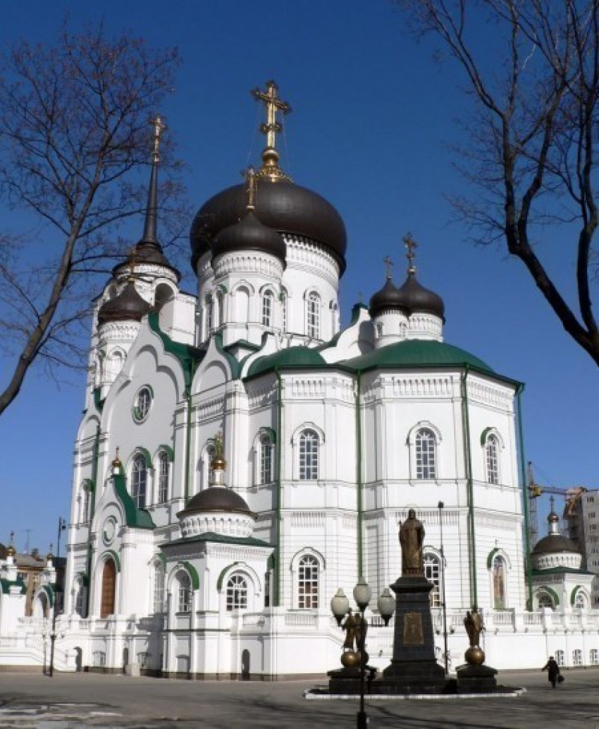 Губернатор Алексей Гордеев призвал горожан жертвовать на строительство храмов