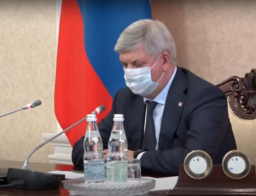 «Я против ограничительных мер»: Александр Гусев о воронежцах, не желающих делать прививки от COVID-19