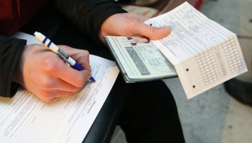 Воронежская полиция задержала нелегальных мигрантов на универсальном рынке