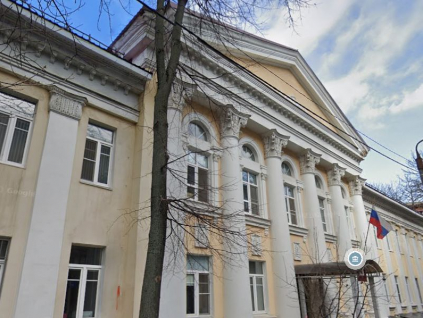 Подозреваемый сбежал из здания Центрального райсуда Воронежа