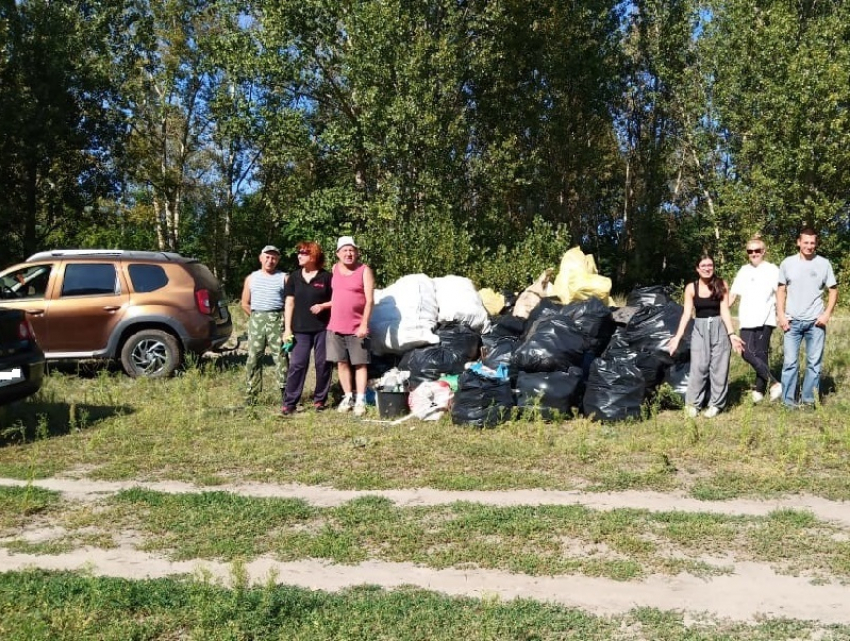 92 гигантских мешка с мусором собрали воронежские добровольцы