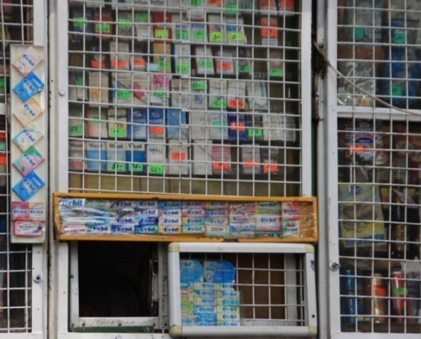В Острогожском районе сигареты продают рядом с детским садом