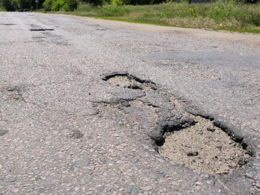 Воронежские дети не ходят в школу, потому что в их село не может проехать общественный транспорт