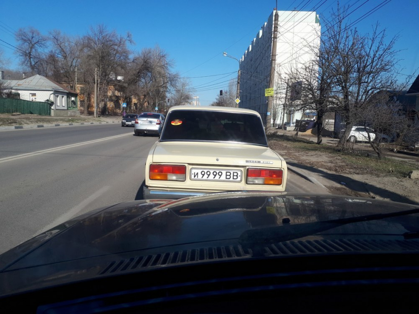 В Воронеже сфотографировали понты родом из СССР