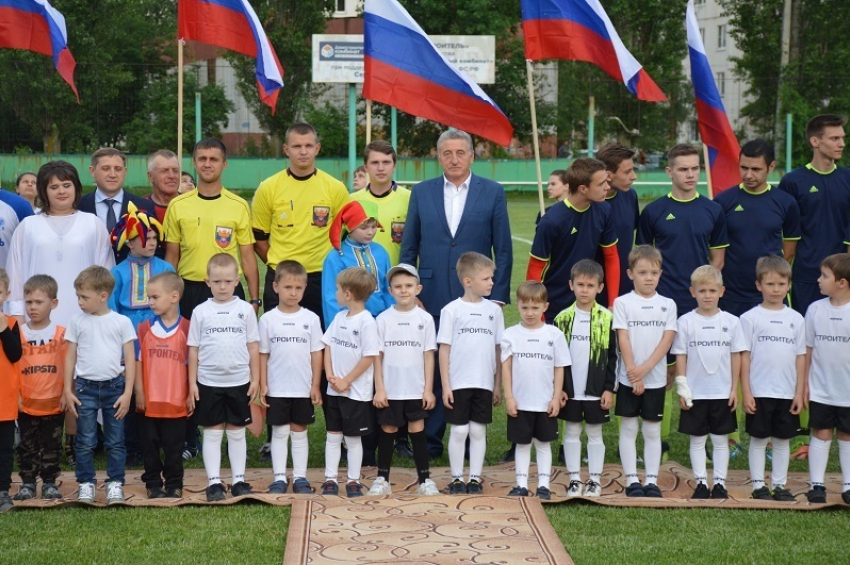 Сенатор Лукин: «Такие массовые виды спорта, как футбол, во многом определяют здоровье нации»