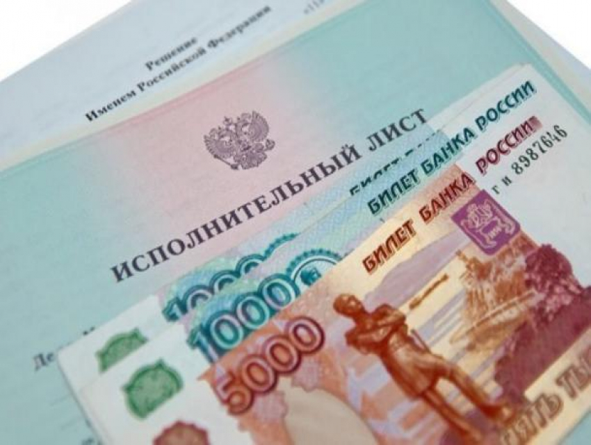 Жительницу Воронежа отправили в колонию за долги по алиментам